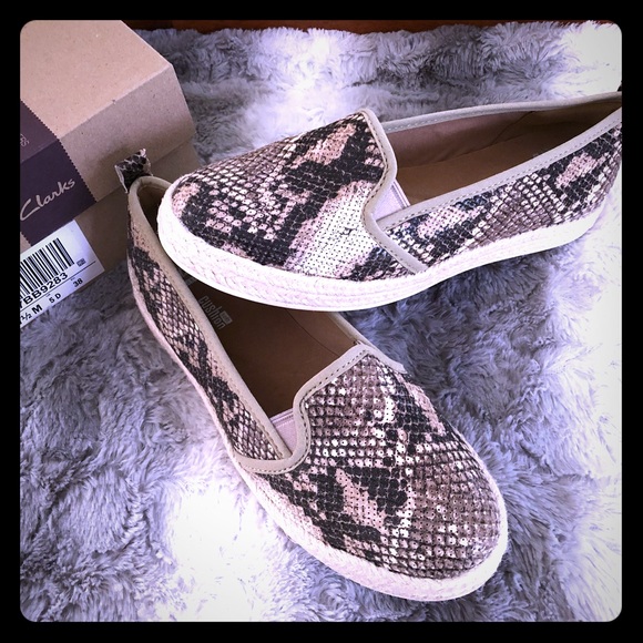 clarks espadrille flats